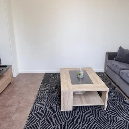 Superbe Maisonette Avec Parking Prive A Apartamento *